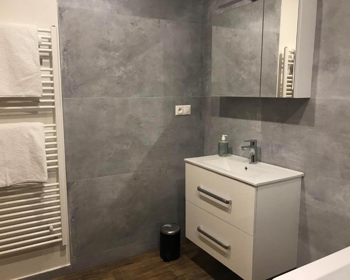 Apartman S Vyhliadkou ボイニツェ エクステリア 写真