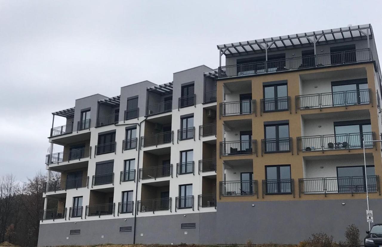 Apartman S Vyhliadkou ボイニツェ エクステリア 写真